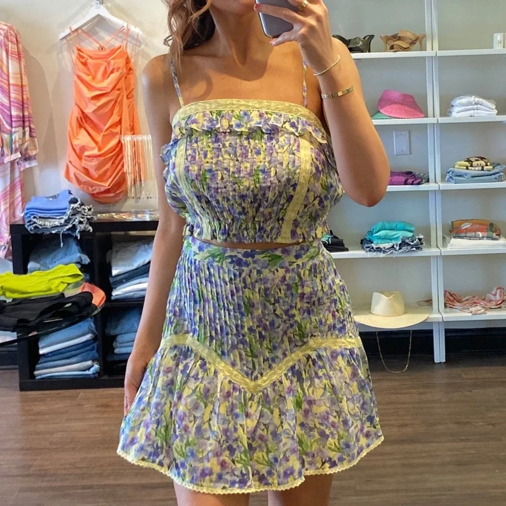 Allison New York top + matching skirt set